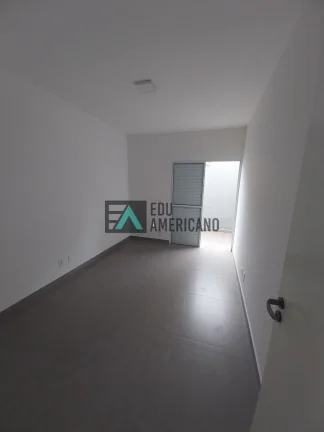 Imagem Casa térrea reformada condomínio vila Atibaia 2 dorm. Jd. São Felipe