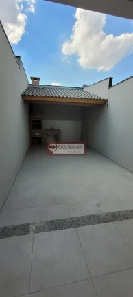 Imagem VENDO SOBRADO DE 3 DORMITÍRIOS, SENDO 3 SUÍTES, 2 VAGAS DE GARAGEM, NO BAIRRO CAMPO GRANDE - SÃO PAULO