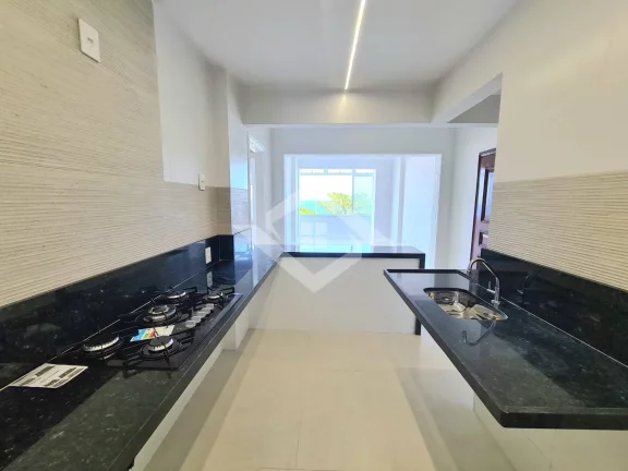 Imagem Apartamento à Venda em Copacabana com Vista para o Mar - 2 Quartos, 82 m²