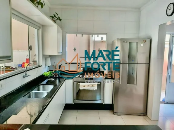 Imagem Oportunidade, linda casa próximo a praia!