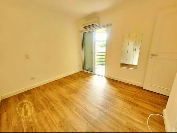 Imagem Espaçoso Apartamento de 3 Dormitórios e 3 vagas, na Vila Suzana