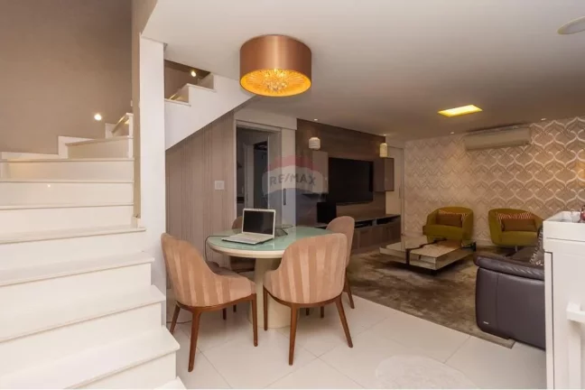 Imagem Casa em condomínio na Vila Santa Catarina, 155m², 3 dorms (1 suíte), 3 vagas, planejados, segurança e lazer. Pronta para morar!