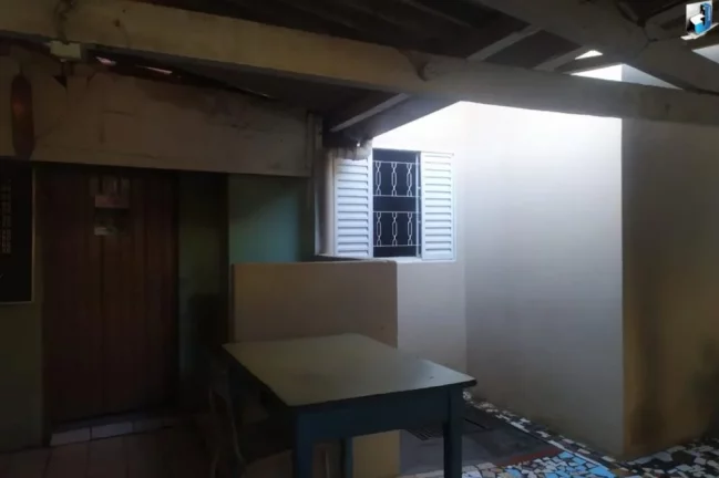 Imagem 2 casas e um ponto comercial no Centro - Tatuí/SP.