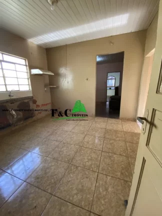 Imagem Casa para Venda em Limeira, Jardim Piratininga, 2 dormitórios, 2 banheiros, 2 vagas