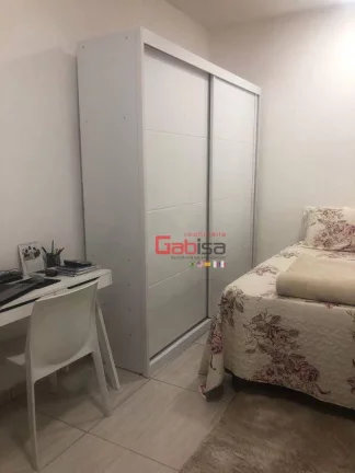 Imagem Casa com 4 dormitórios à venda, 240 m² por R$ 365.000,00 - Centro - São Pedro da Aldeia/RJ