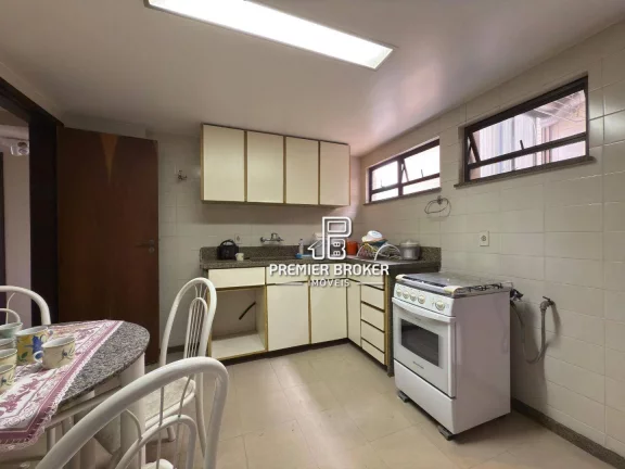 Imagem Apartamento com 3 dormitórios à venda, 114 m² por R$ 790.000,00 - Alto - Teresópolis/RJ