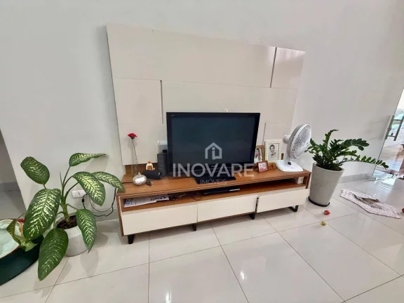 Imagem Casa com 3 dormitórios à venda, 300 m² por R$ 550.000,00 - Jardim Liberdade - Itumbiara/GO