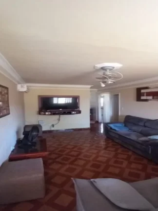 Imagem Casa bairro Dutra, R$ 310 mil, 3 quartos, edícula no fundo, 3 vagas - Ribeirão Preto