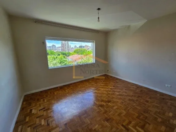 Imagem Sobrado com 190², 3 dormitórios, sendo 1 suite, 3 banheiros, o imóvel oferece ambientes amplos, b...