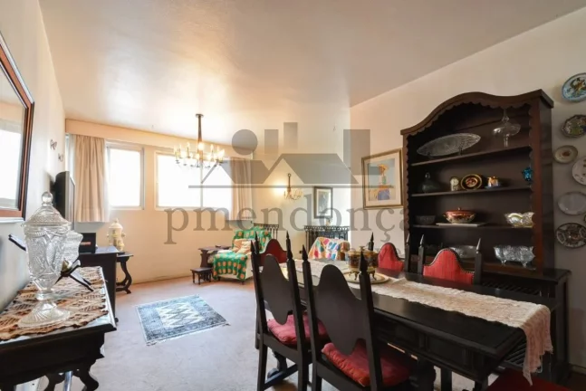 Imagem Apartamento com 175m² na Alameda Itu, 3 quartos e 1 vaga.