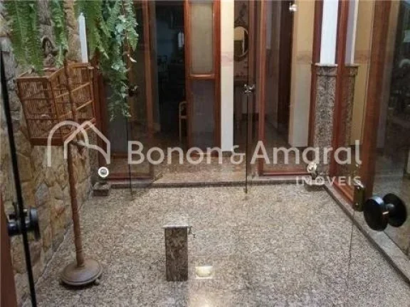 Imagem Casa em condomínio com 1100m² e 7 quartos