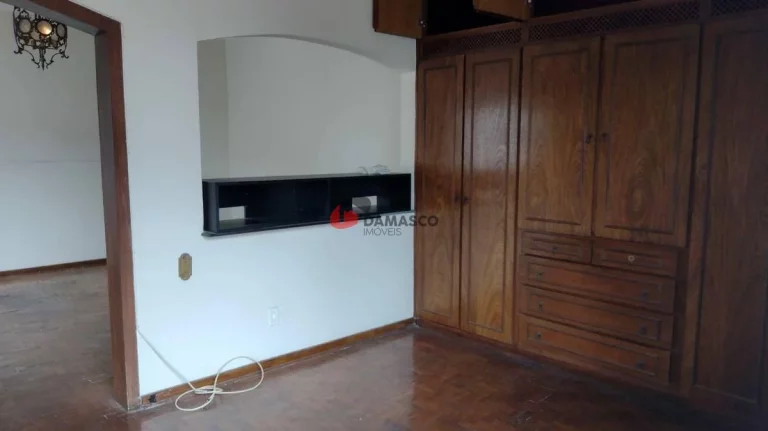 Imagem Sobrado à venda 3 Quartos, 1 Suite, 2 Vagas, 672M², Santa Maria, Santo André - SP
