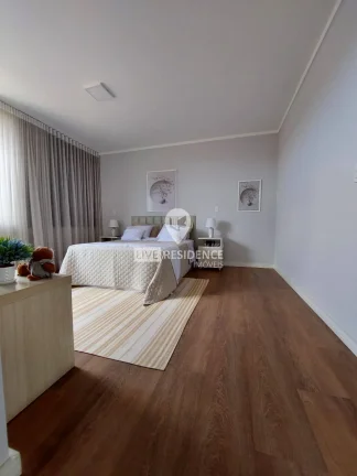Imagem Linda casa em Condomínio bem localizado !