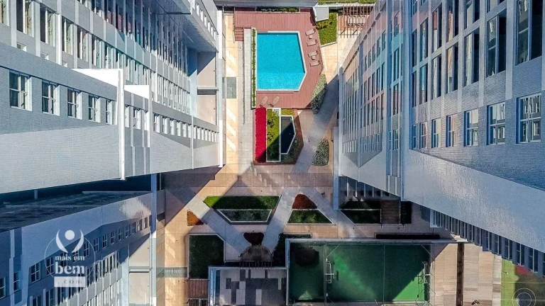Imagem Apartamento de 95 m² com 3 quartos (1 suíte), lavabo, ampla sacada c/ churrasqueira, 2 vagas de garagem á venda por R$ 1.360.069,00 - Batel