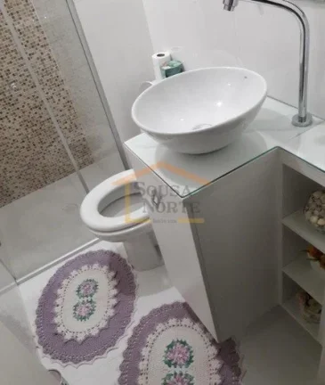 Imagem Apartamento com 39m², localizado no 1º andar, composto por 2 dormitórios, reformado recentemente,...