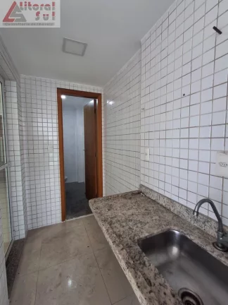 Imagem Apartamento de Luxo na Praia Grande-SP, Bairro Tupi 2 Quartos, 2 Suítes, 1 Sala, 3 Banheiros, 1 Vaga de Garagem 95,02m² de Área