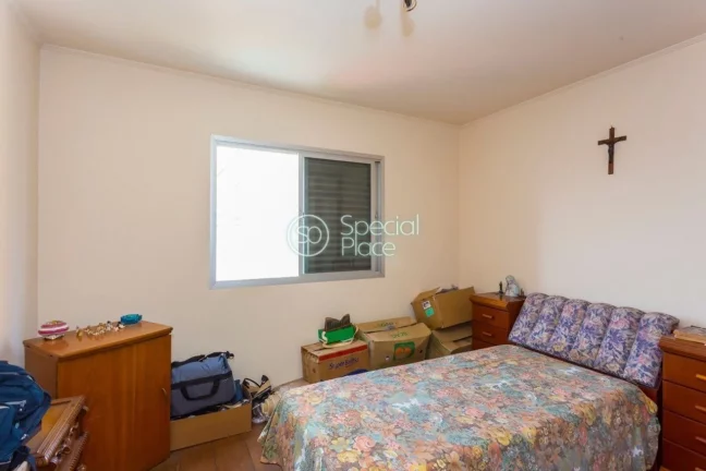 Imagem Ótimo apartamento com 159m2 de área privativa, 4 dormitórios ( 1 suíte ) e 2 vagas na garagem. L...