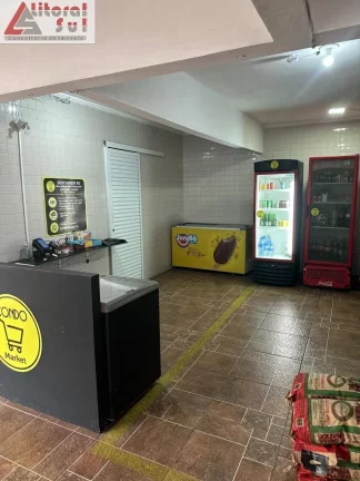 Imagem Apartamento à venda em Praia Grande-SP, bairro Ocian: 2 quartos, 1 suíte, 1 sala, 2 banheiros, 64m², garagem. Venha conferir!