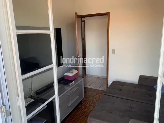 Imagem Charmoso Sobrado Geminado: 3 Quartos, 1 Banheiro + Lavabo, 2 Vagas, 115 m² com Energia Solar, Ar Condicionado e Ótima Localização Próxima à Av. São João!