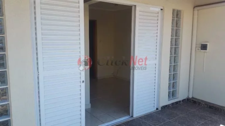 Imagem Casa Assobradada para Venda no bairro Vila Camilópolis, 2 dormitórios, 1 suíte, 8 vagas, 317m² m, 153m² m