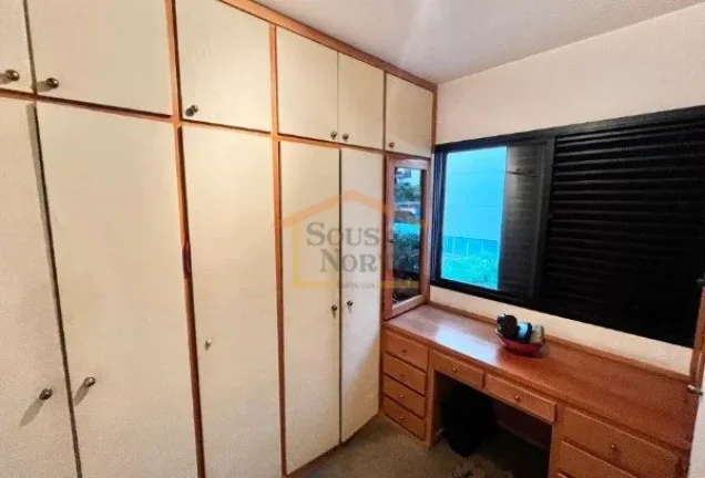 Imagem Apartamento com 96 m². Possui 3 dormitórios, sendo 1 suíte, 2 banheiros, sala ampla com boa ilumi...
