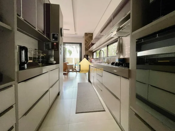 Imagem Casa 4 suítes Condomínio Villa jardim
