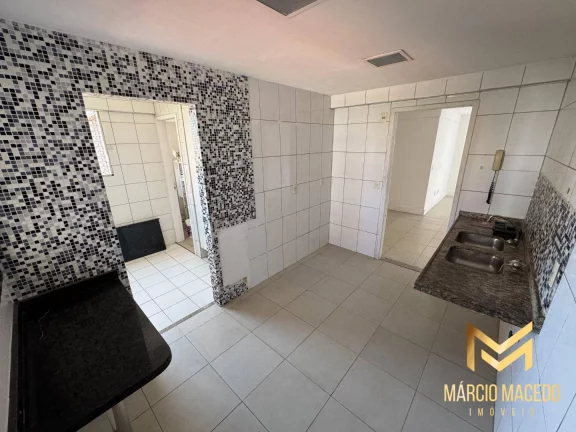 Imagem Apartamento com 3 suítes à venda por R$ 890.000 - Varjota - Fortaleza/CE