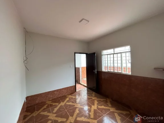 Imagem Casa à Venda na Várzea – Espaçosa, Murada e Bem Localizada!