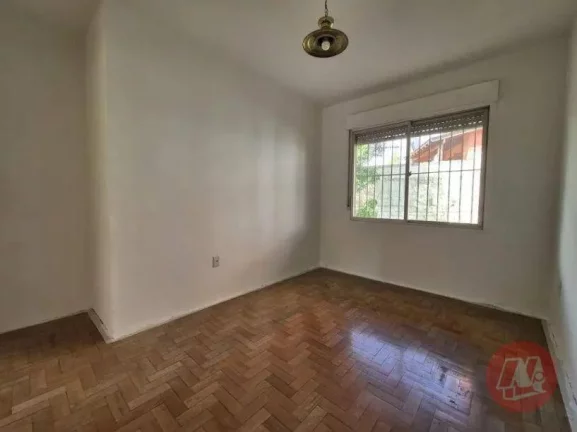 Imagem Casa com 3 dormitórios para alugar, 212 m² por R$ 6.583,33/mês - Chácara das Pedras - Porto Alegre/RS