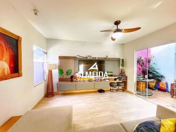 Imagem Casa com 3 dormitórios à venda, 123 m² por R$ 700.000,00 - Parque Universitário - Rio Claro/SP