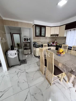 Imagem Casa com 3 quartos, Jardim Paraíso - Joinville