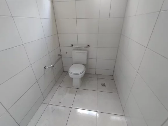 Imagem Barracão comercial , amplo com ótima metragem ,contendo copa , 2 banheiros , localizado em Santa T...