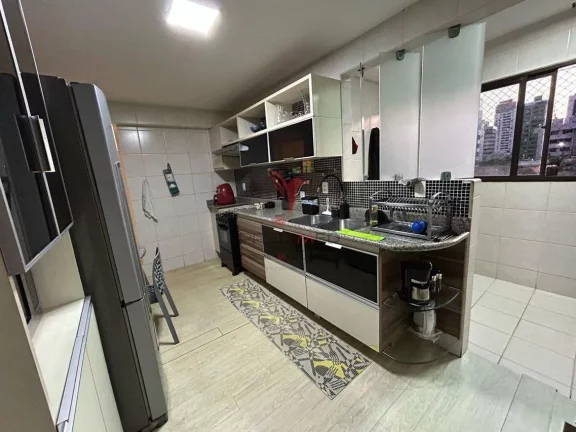 Imagem Apartamento com 3 suites e 2 Vagas de Garagem, varanda, em Manaira, perto da praia