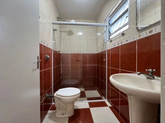 Imagem Casa para Venda em Praia Grande, Caiçara, 2 dormitórios, 1 suíte, 3 banheiros, 3 vagas