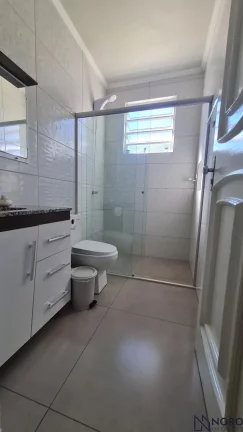 Imagem Casa Espaçosa com Edícula e Amplo Pátio - Bairro Nossa Senhora do Perpétuo Socor