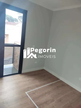 Imagem Sobrado à venda em Curitiba, Tingui, com 3 quartos, 150m²