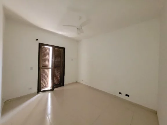 Imagem PITANGUEIRAS – UMA QUADRA DA PRAIA, LOCAL NOBRE, OPORTUNIDADE ÚNICA, 85 M² ÚTEIS, LOCALIZAÇÃO PRIVILEGIADA, GARAGEM NO PRÉDIO, ÁREA DE LAZER