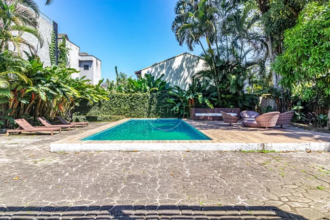 Imagem IMPERDÍVEL - Casa de 3 SUÍTES em VARGEM PEQUENA - à venda por R$ 1.300.000,00 - Rio de Janeiro, RJ