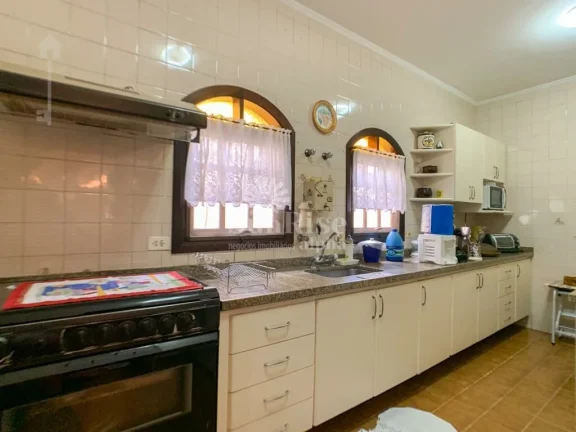 Imagem Casa Alphaville 6 | 450m² - 3 dorms - R$13.000 pacote | Santana de Parnaíba/SP
