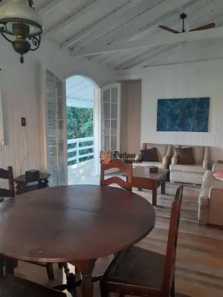 Imagem Casa com 6 dormitórios à venda, 708 m² por R$ 3.700.000,00 - Condomínio Marambaia - Vinhedo/SP