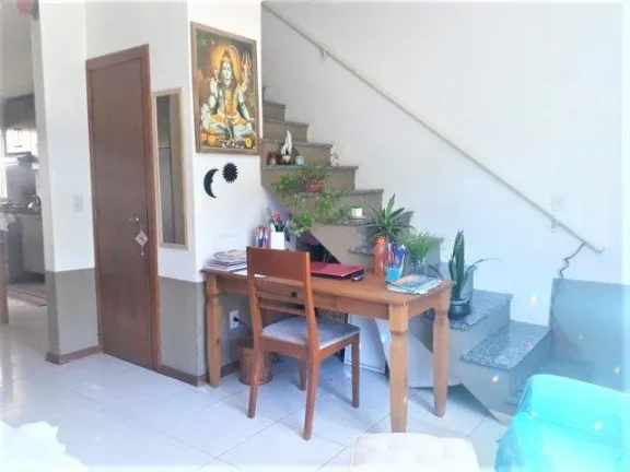 Imagem Casa em Condominio 2 Dormitórios - Bairro Hipica