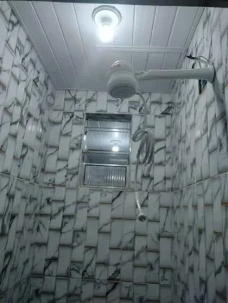 Imagem Casa para Venda em Itanhaém, Loty, 1 dormitório, 1 banheiro, 4 vagas