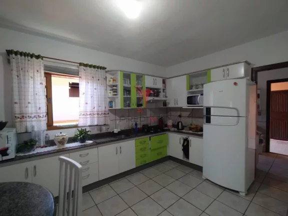 Imagem Casa na Praia em Penha, Santa Catarina, lote 295 mts, edicula, 2 Vagas de Garagem