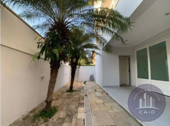 Imagem Casa com 4 dormitórios à venda, 600 m² por R$ 4.195.000 - Alphaville /SP