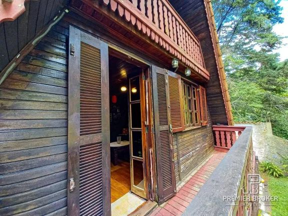 Imagem Casa à venda, 137 m² por R$ 780.000,00 - Cascata dos Amores - Teresópolis/RJ