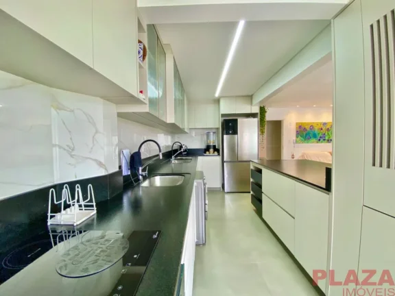 Imagem OPORTUNIDADE - Apto completamente decorado e reformado com 2 dormitórios sendo uma suíte