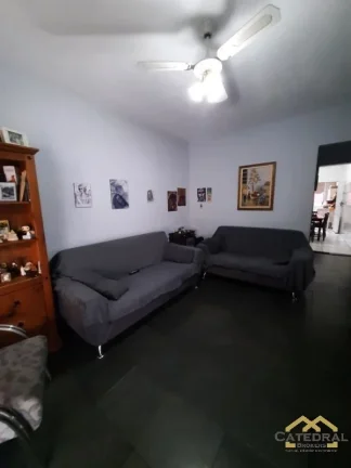 Imagem Casa a venda com 3 quartos e amplo quintal no Santa Gertrudes em Jundiaí/SP