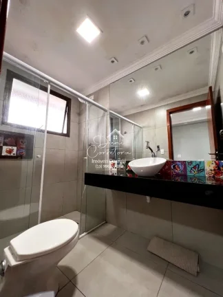 Imagem Apartamento com vista para o Tombo e vista para Astúrias com 3 suítes e 2 vagas no Tombo, Guarujá-SP: 214m² de puro requinte!