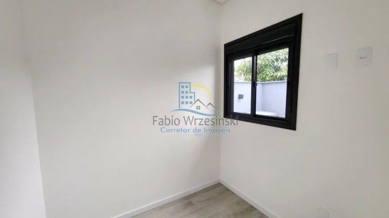 Imagem Geminado terreo no Iririu pronto