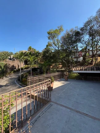 Imagem Casa à venda com 6 quartos, sendo 4 suítes, no condomínio Flamboyant, Atibaia - SP
